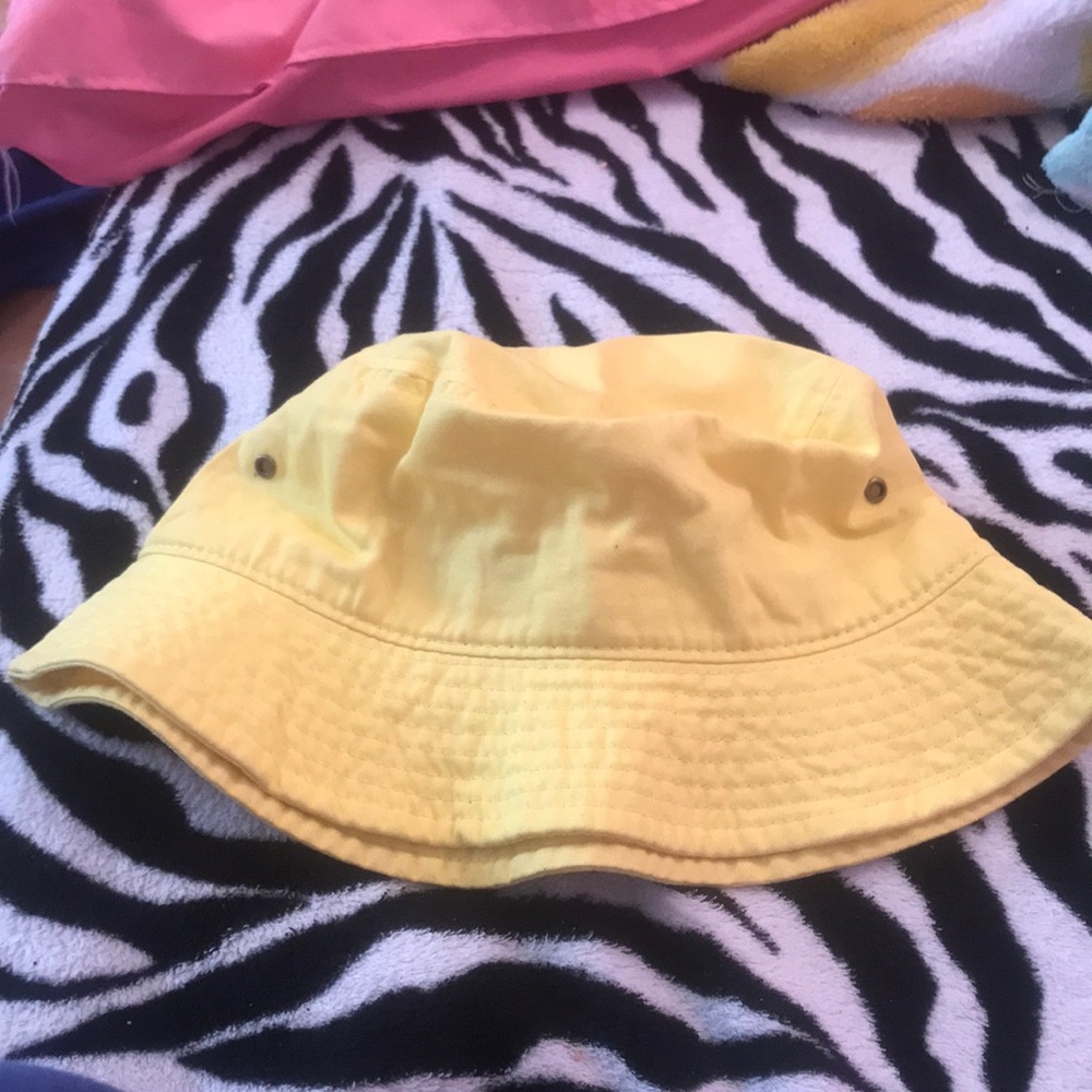 Bucket Hat